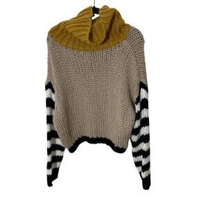 Favlux Light Knit Turtleneck Women's Medium Acrylic Sweater Funky Teacher Retro